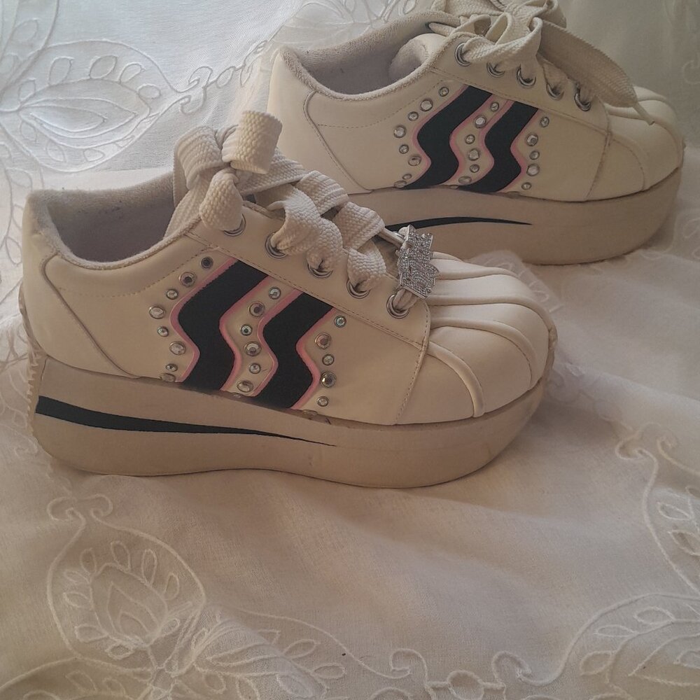 Bratz ×dolls kill sneakers